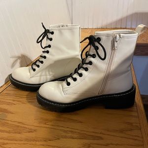 Doc Martin like boots. Women’s size 7